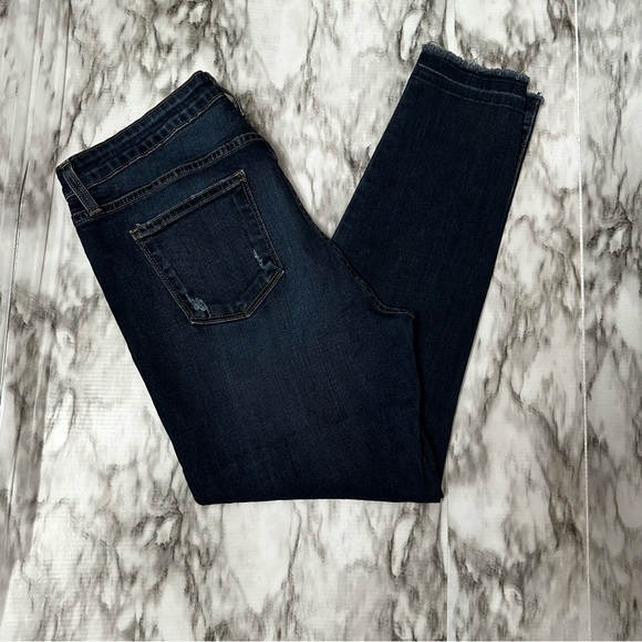 Just Black Womens Sz 32 Dark Wash Skinny Denim Blue Jeans Distressed Raw Hem - Picture 5 of 8